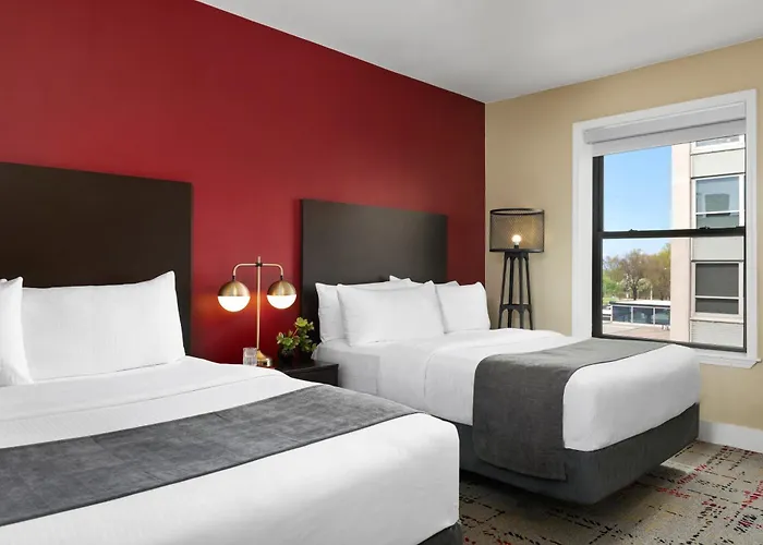 Majestic Hotel 3*
