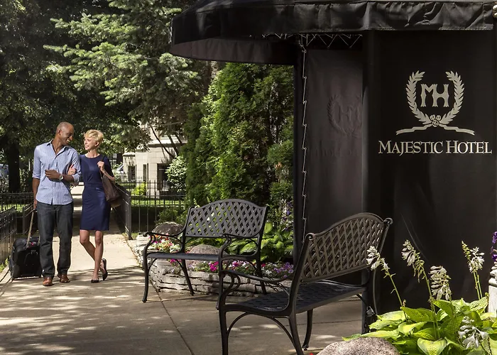 Majestic 3*