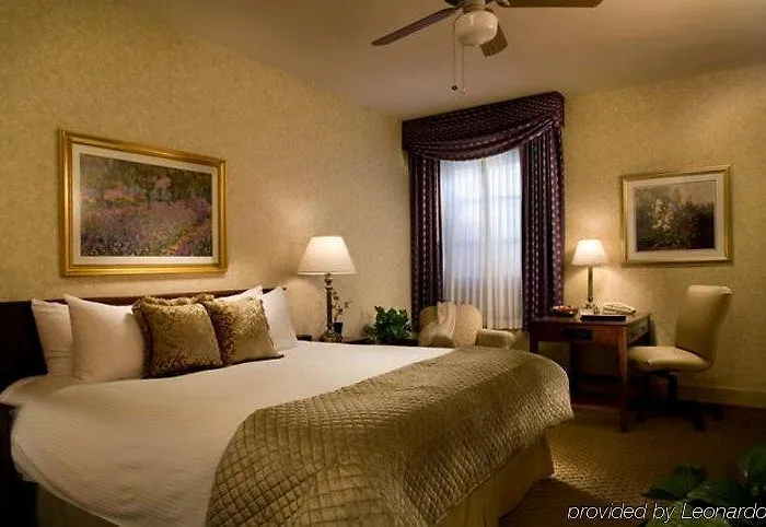 Hotel Majestic Chicago