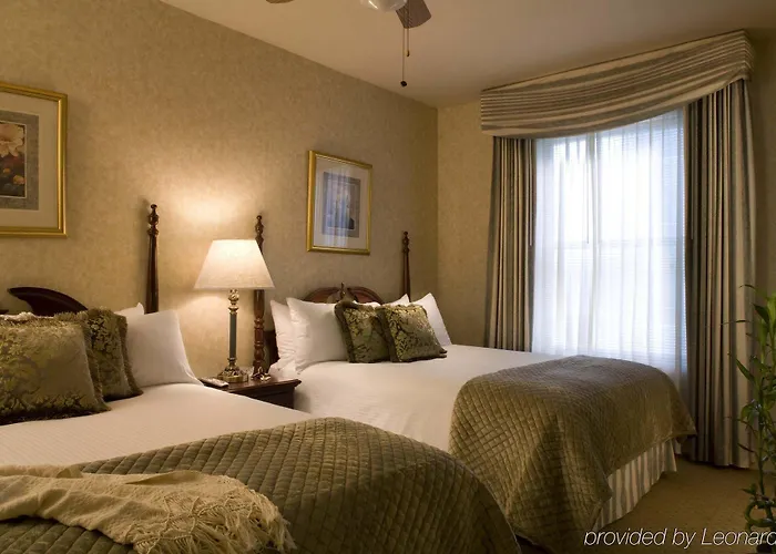 Hotel Majestic Chicago